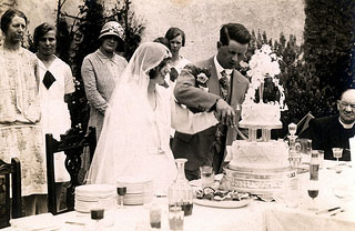 They told you to do WHAT to the wedding cake?